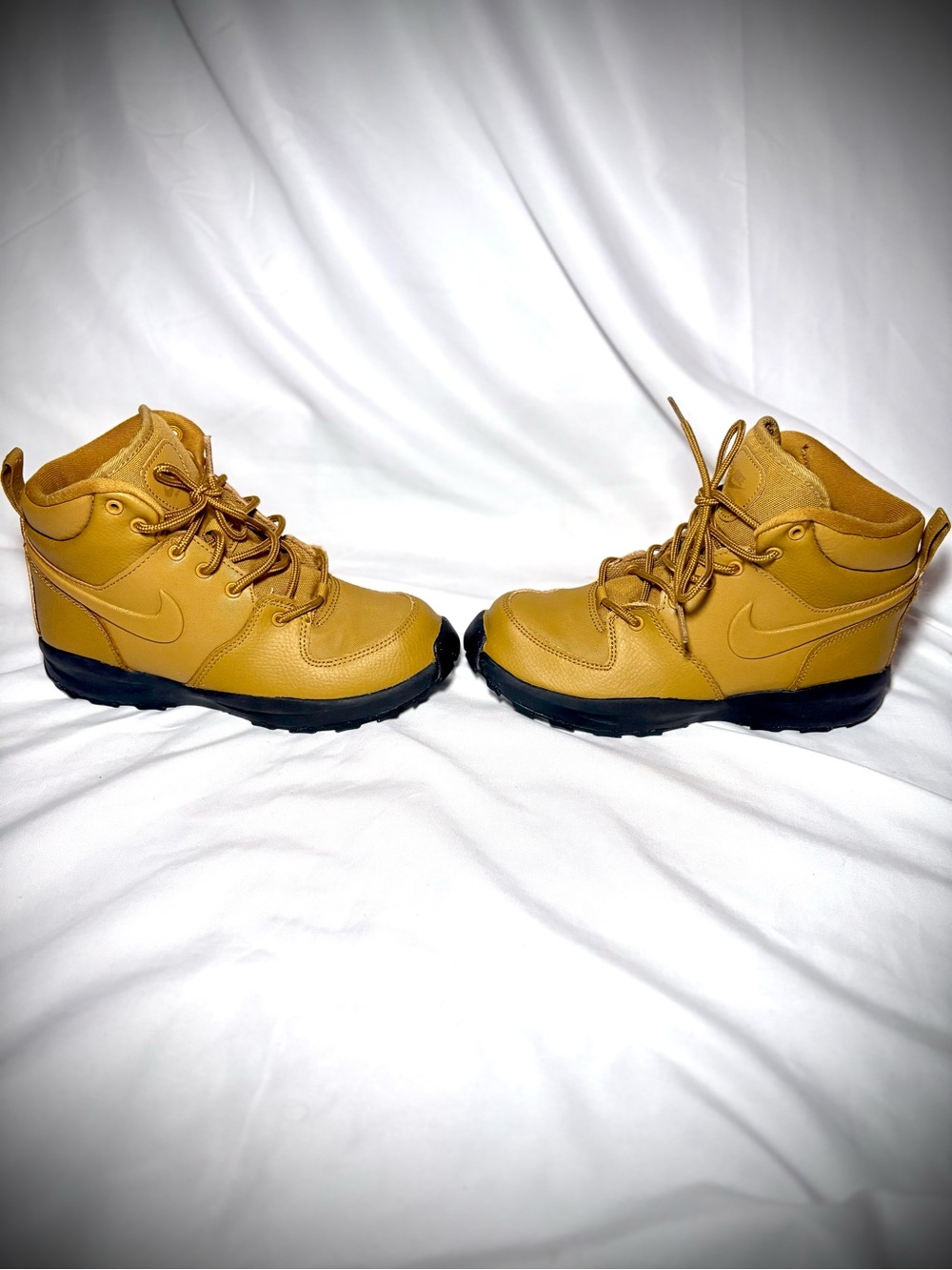 Nike Kids' Wheat Tan High-Top Boots
